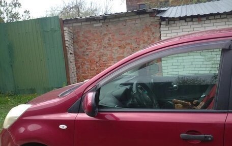 Nissan Note II рестайлинг, 2011 год, 800 000 рублей, 4 фотография