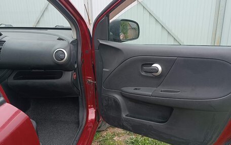 Nissan Note II рестайлинг, 2011 год, 800 000 рублей, 13 фотография