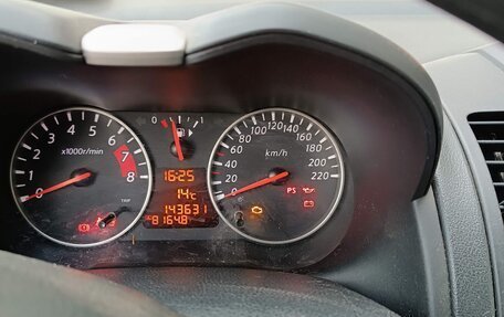 Nissan Note II рестайлинг, 2011 год, 800 000 рублей, 16 фотография