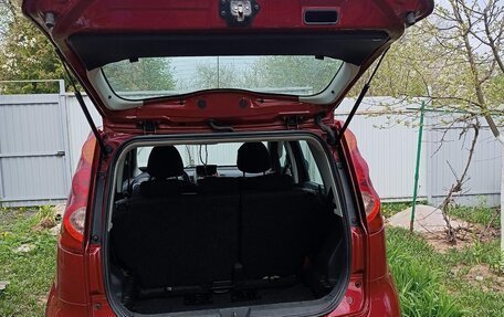 Nissan Note II рестайлинг, 2011 год, 800 000 рублей, 21 фотография