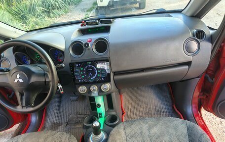 Mitsubishi Colt VI рестайлинг, 2005 год, 550 000 рублей, 15 фотография