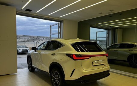 Lexus NX I, 2021 год, 5 350 000 рублей, 6 фотография