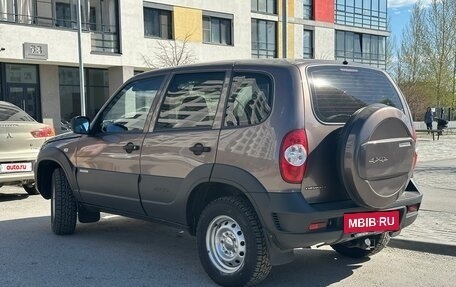 Chevrolet Niva I рестайлинг, 2013 год, 675 000 рублей, 3 фотография