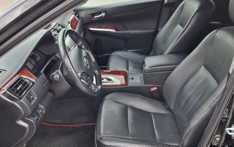 Toyota Camry, 2014 год, 1 980 000 рублей, 6 фотография