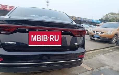 Geely Emgrand, 2022 год, 1 050 000 рублей, 5 фотография