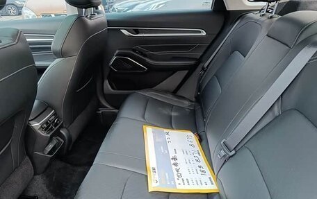 Geely Emgrand, 2022 год, 1 050 000 рублей, 17 фотография