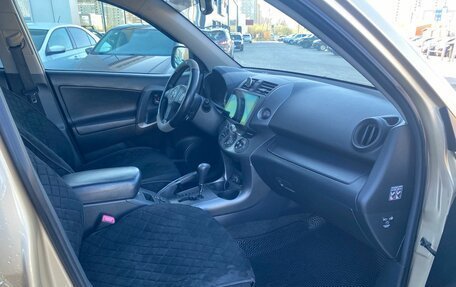 Toyota RAV4, 2010 год, 2 000 000 рублей, 9 фотография