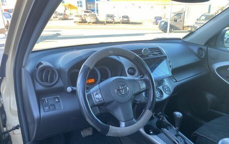 Toyota RAV4, 2010 год, 2 000 000 рублей, 18 фотография