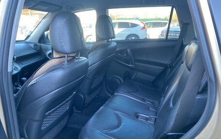 Toyota RAV4, 2010 год, 2 000 000 рублей, 13 фотография