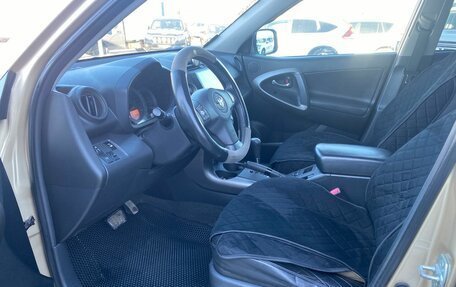 Toyota RAV4, 2010 год, 2 000 000 рублей, 16 фотография