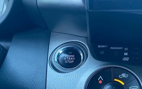 Toyota RAV4, 2010 год, 2 000 000 рублей, 23 фотография