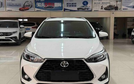 Toyota Yaris XP150 рестайлинг, 2022 год, 1 315 000 рублей, 2 фотография