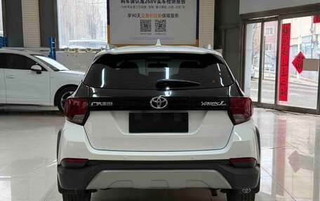 Toyota Yaris XP150 рестайлинг, 2022 год, 1 315 000 рублей, 5 фотография