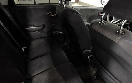 Honda Jazz II рестайлинг, 2009 год, 499 000 рублей, 18 фотография