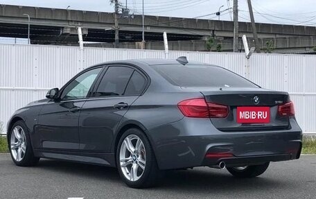 BMW 3 серия, 2018 год, 1 180 000 рублей, 4 фотография