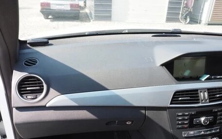 Mercedes-Benz C-Класс, 2013 год, 935 000 рублей, 14 фотография