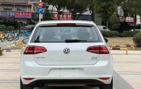 Volkswagen Golf VII, 2017 год, 1 404 000 рублей, 5 фотография