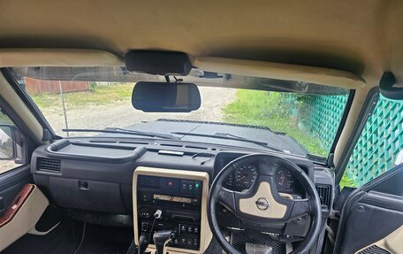 Nissan Safari IV, 1993 год, 1 200 000 рублей, 5 фотография