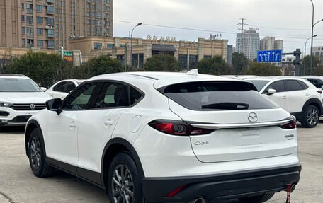 Mazda CX-4, 2023 год, 2 151 000 рублей, 9 фотография