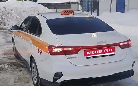 KIA Cerato IV, 2022 год, 1 550 000 рублей, 2 фотография