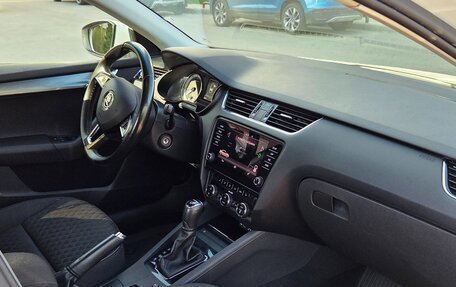 Skoda Octavia, 2017 год, 1 800 000 рублей, 3 фотография