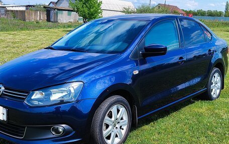Volkswagen Polo VI (EU Market), 2015 год, 1 350 000 рублей, 8 фотография