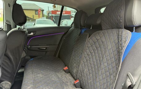 Opel Astra H, 2006 год, 240 000 рублей, 24 фотография