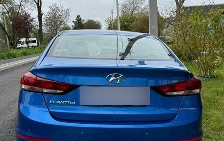Hyundai Elantra VI рестайлинг, 2016 год, 1 800 000 рублей, 4 фотография