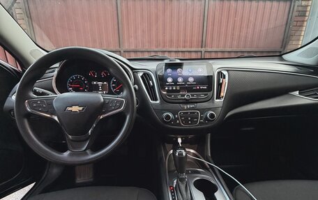 Chevrolet Malibu IX, 2020 год, 1 800 000 рублей, 15 фотография