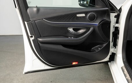 Mercedes-Benz E-Класс, 2019 год, 3 489 000 рублей, 11 фотография