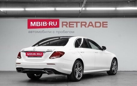 Mercedes-Benz E-Класс, 2019 год, 3 489 000 рублей, 6 фотография