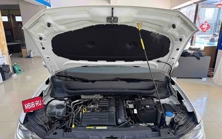 Volkswagen T-Cross I, 2023 год, 1 830 000 рублей, 6 фотография