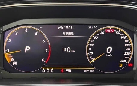 Volkswagen T-Cross I, 2023 год, 1 830 000 рублей, 17 фотография