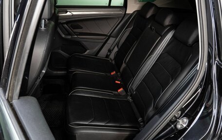 Volkswagen Tiguan II, 2017 год, 2 700 000 рублей, 15 фотография