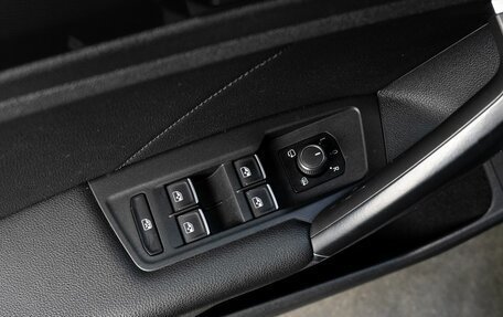 Volkswagen Tiguan II, 2017 год, 2 700 000 рублей, 12 фотография