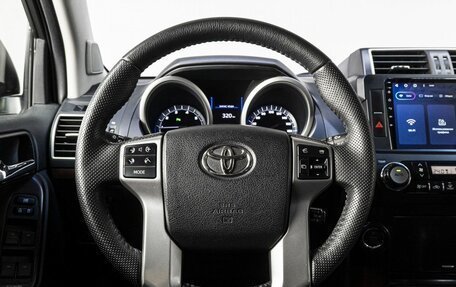Toyota Land Cruiser Prado 150 рестайлинг 2, 2016 год, 4 769 000 рублей, 19 фотография