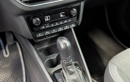 Volkswagen Polo VI (EU Market), 2021 год, 1 950 000 рублей, 25 фотография