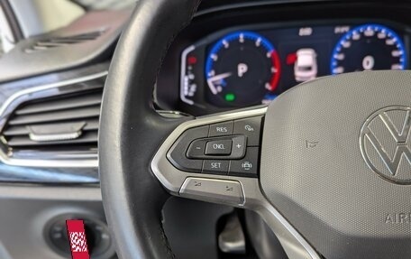 Volkswagen Polo VI (EU Market), 2021 год, 1 950 000 рублей, 27 фотография