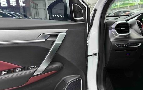Geely Coolray I, 2022 год, 1 112 000 рублей, 18 фотография