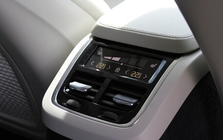 Volvo XC90 II рестайлинг, 2021 год, 7 000 000 рублей, 10 фотография