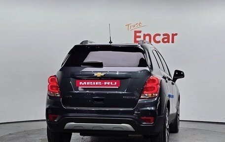 Chevrolet Trax, 2020 год, 1 450 000 рублей, 4 фотография