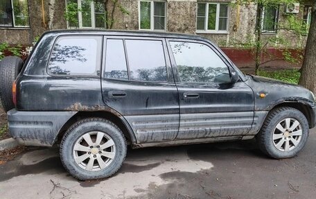 Toyota RAV4, 1997 год, 250 000 рублей, 4 фотография