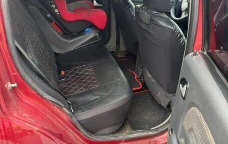 Renault Logan I, 2009 год, 290 000 рублей, 3 фотография