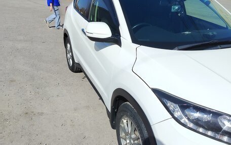 Honda Vezel, 2016 год, 1 570 000 рублей, 8 фотография