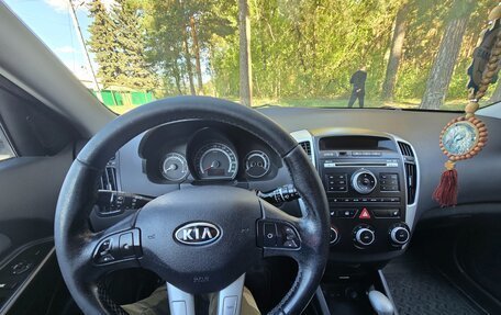 KIA cee'd I рестайлинг, 2010 год, 700 000 рублей, 13 фотография