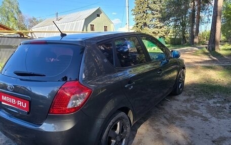 KIA cee'd I рестайлинг, 2010 год, 700 000 рублей, 7 фотография
