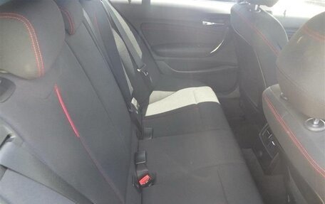 BMW 1 серия, 2011 год, 1 450 000 рублей, 16 фотография