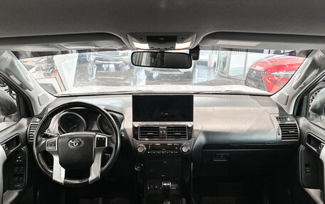 Toyota Land Cruiser Prado 150 рестайлинг 2, 2014 год, 3 290 000 рублей, 17 фотография