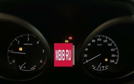 Toyota Land Cruiser Prado 150 рестайлинг 2, 2014 год, 3 290 000 рублей, 16 фотография