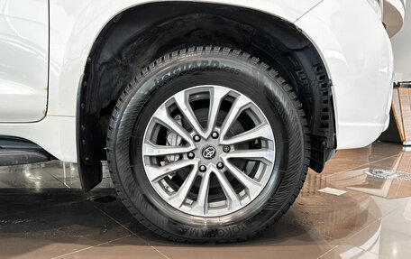 Toyota Land Cruiser Prado 150 рестайлинг 2, 2014 год, 3 290 000 рублей, 22 фотография